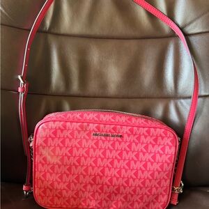 Michael Kors Geranium Jet Set Nylon Crossbody Bag Signature Logo NWT
